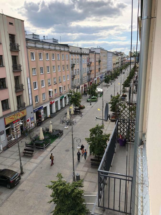 Family & Business Sauna Apartments Paderewskiego Sienkiewicza No2 Centrum Downtown - 2 Bedroom With Private Sauna, Bath With Hydromassage, Parking เคียลเซ ภายนอก รูปภาพ
