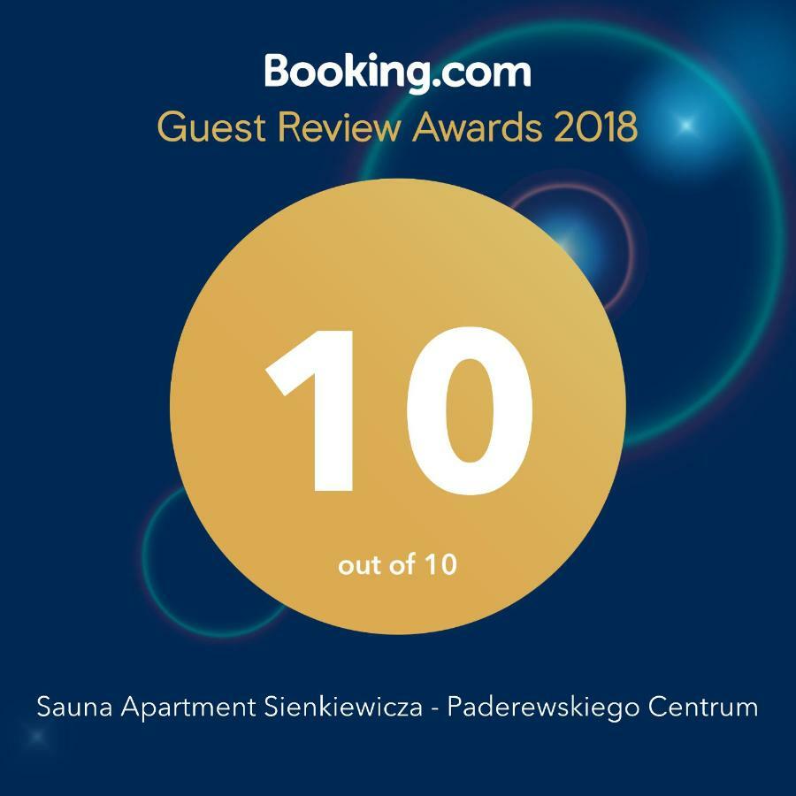 Family & Business Sauna Apartments Paderewskiego Sienkiewicza No2 Centrum Downtown - 2 Bedroom With Private Sauna, Bath With Hydromassage, Parking เคียลเซ ภายนอก รูปภาพ
