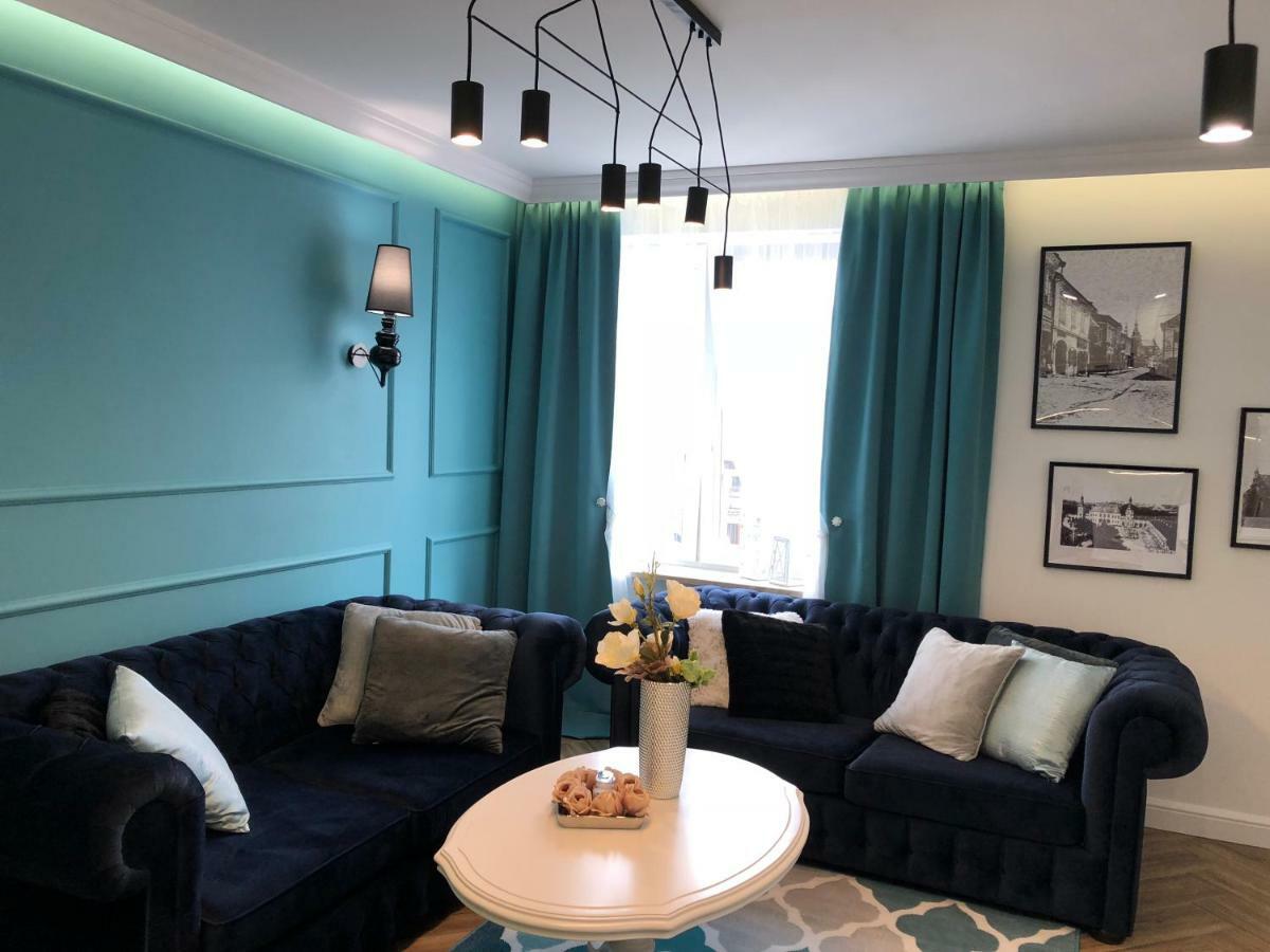 Family & Business Sauna Apartments Paderewskiego Sienkiewicza No2 Centrum Downtown - 2 Bedroom With Private Sauna, Bath With Hydromassage, Parking เคียลเซ ภายนอก รูปภาพ